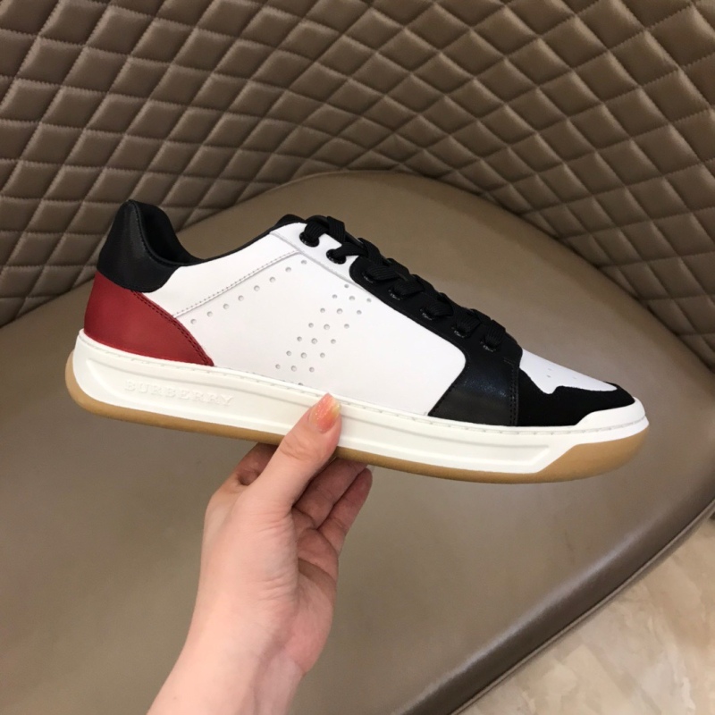 Burberry Men's Classic Low Top Sneakers