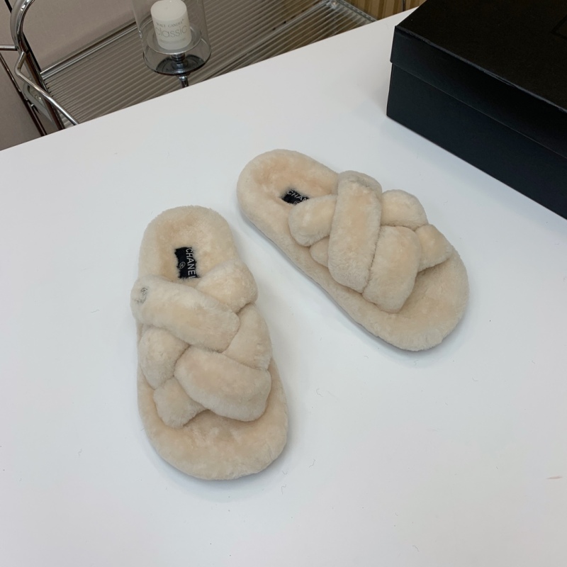 Chanel casual and versatile fashion slippers and fur slippers