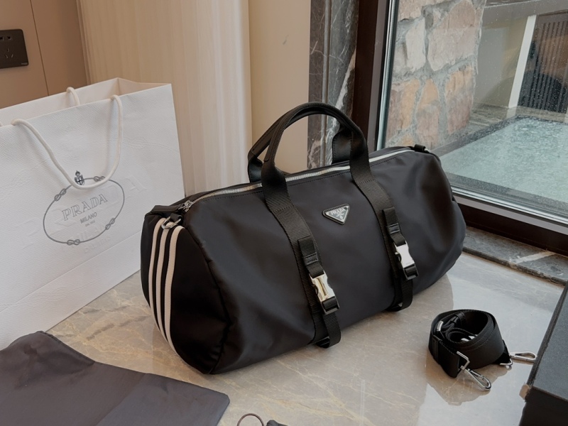 Prada × Adidas joint model metal triangle logo Saffiano leather and nylon crossbody handbag
