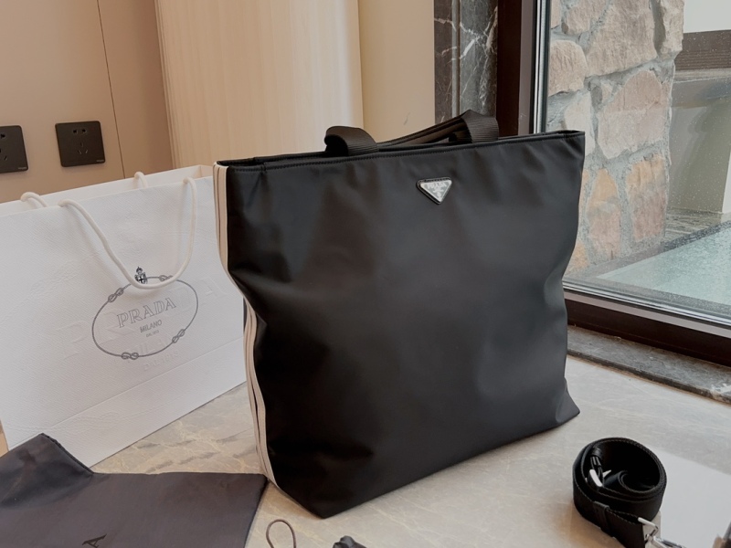 Prada × Adidas joint model Re-NylonPrada Saffiano striped leather shoulder handbag shopping bag travel bag