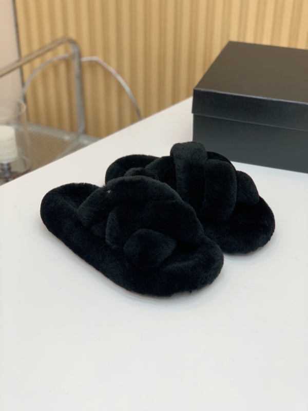 Chanel casual and versatile fashion slippers and fur slippers