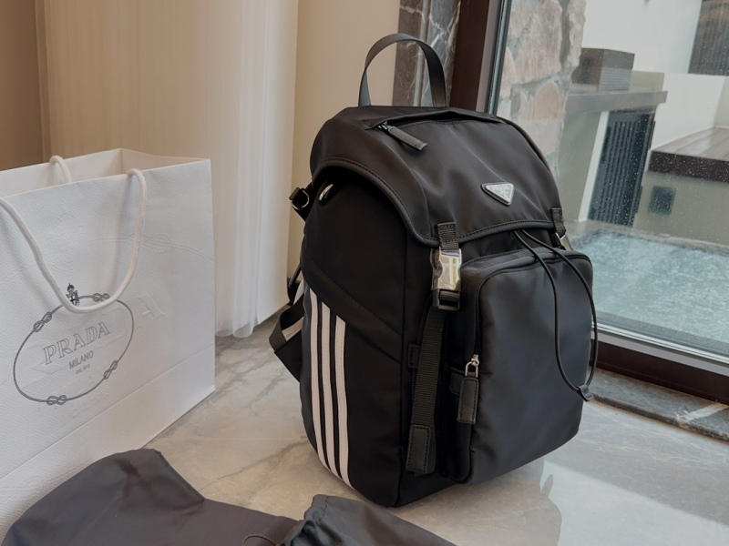 Prada × Adidas joint model Re-Nylon regenerated nylon Saffiano leather backpack
