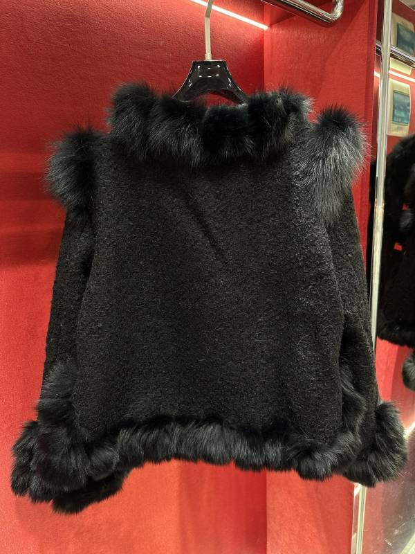 Chanel fashion trend fox fur denim jacket