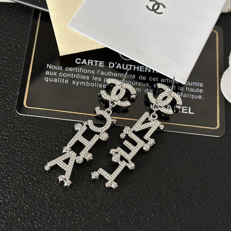 Chanel classic letter double c star earrings