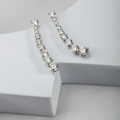 ACCA 18KW Earrings With Round Diamond