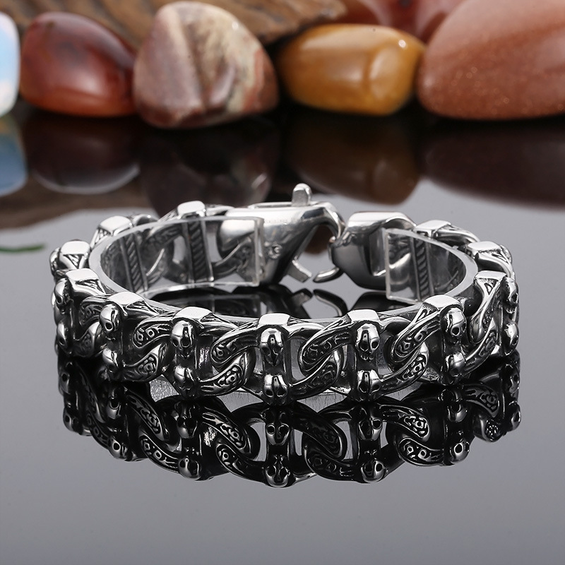 Stylish Klapgo Stainless Steel Gothic Skull Chain Bracelet - Cool Gothic Biker Bracelet for Men and Women