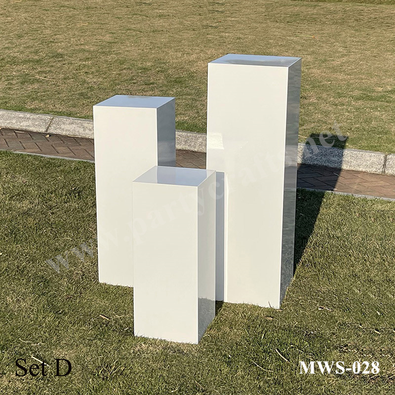 white square pedestal stand