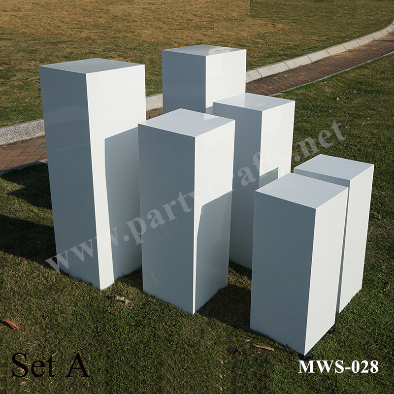 white square pedestal stand