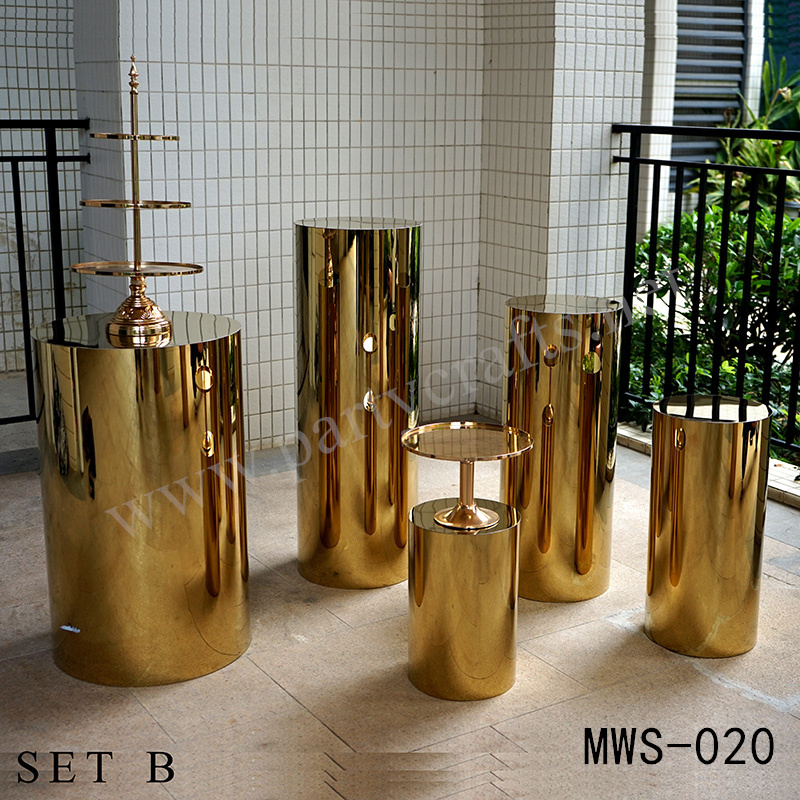 gold and silver round plinths MWS-020