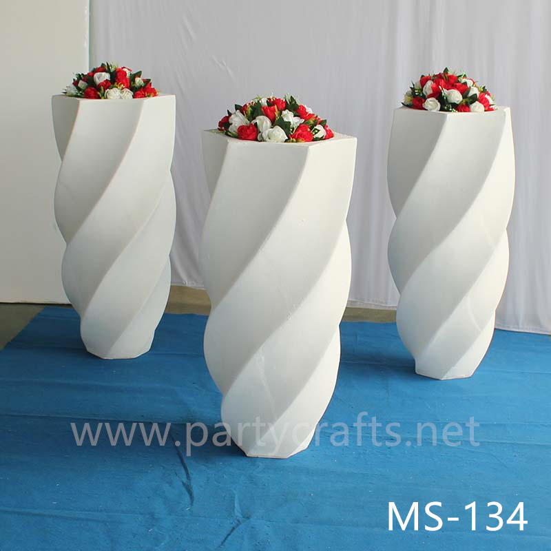 White fiberglass vase  decoration spiral pattern wedding party decoration bridal shower event decoration living room hotel hall decoration