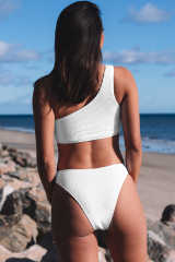 White Crinkle Textured Asymmetric One Shoulder Bikini Swimsuit LC433536-1