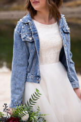 Sky Blue Pearl Turn Down Collar Denim Jacket LC788144-4