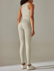 Light Gray Tank Yoga Bra and High Waist Pant Set