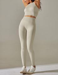 Light Gray Tank Yoga Bra and High Waist Pant Set