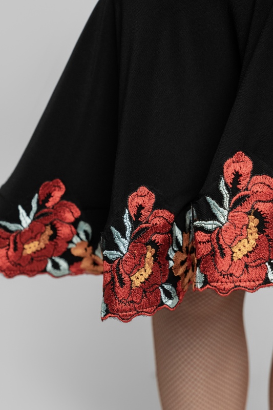 Embroidered Red Flower Swing skirt(Black)