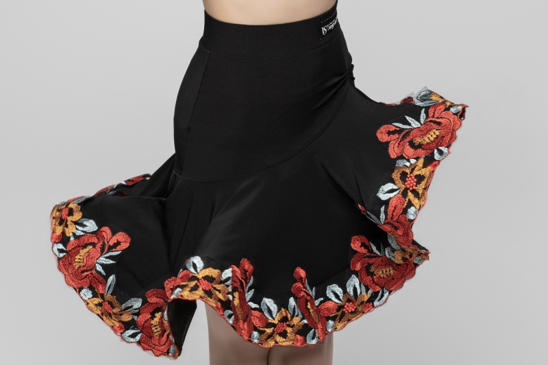 Embroidered Red Flower Swing skirt(Black)