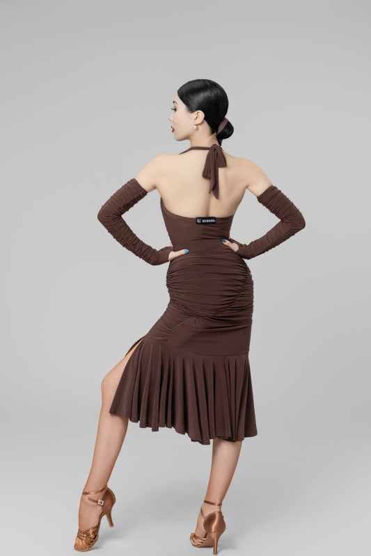 Halter Neck Pleated Sleeve Mermaid skirt （Chocolate color/With arm two flower ornament）