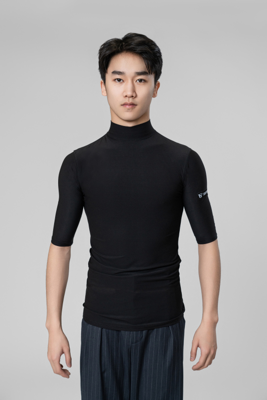 Man medium sleeves high collar（Black）
