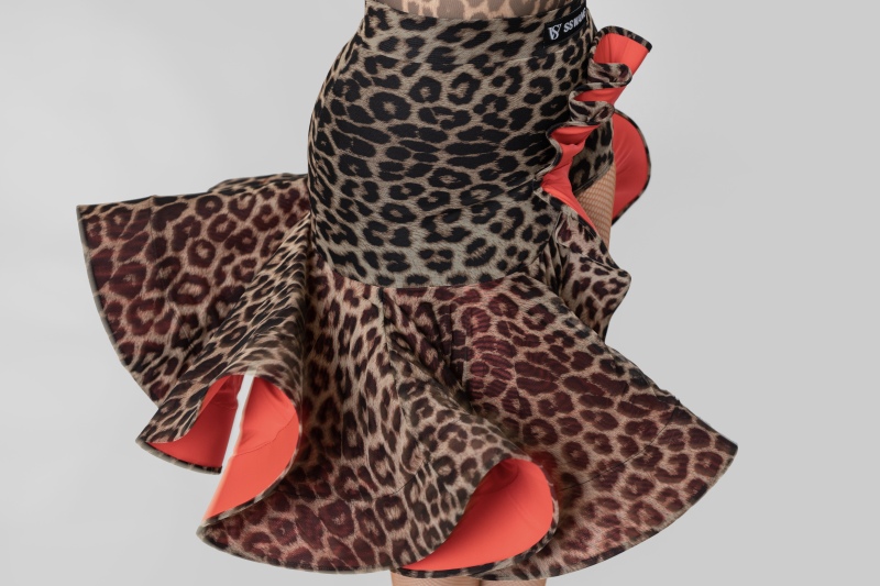 Leopard-print gauze Contrasting Tango Red Skirt（With arm flower）