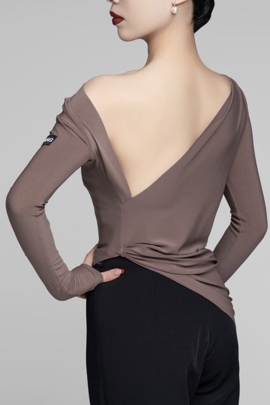 Off-the-shoulder irregular top（Coffee gray）