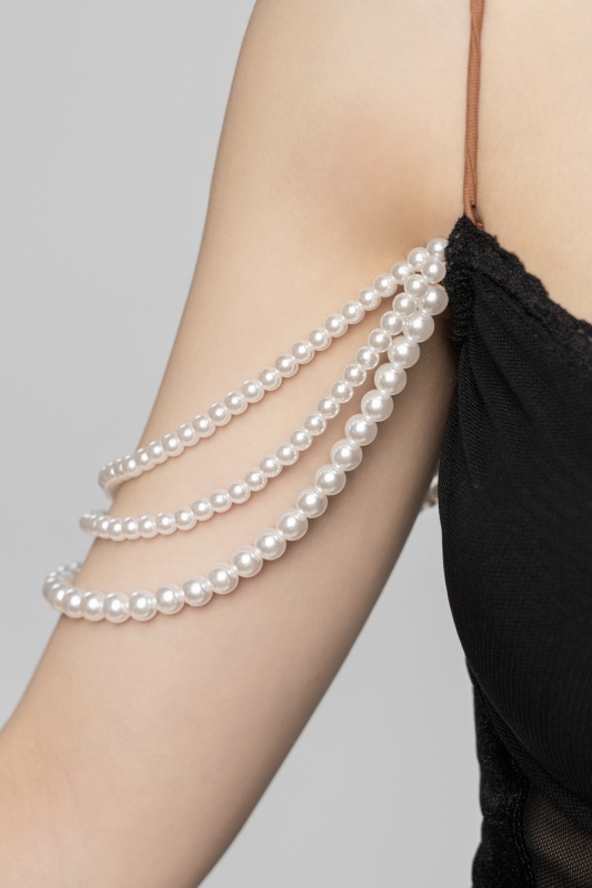 Velvet gauze pearls Short Suspender