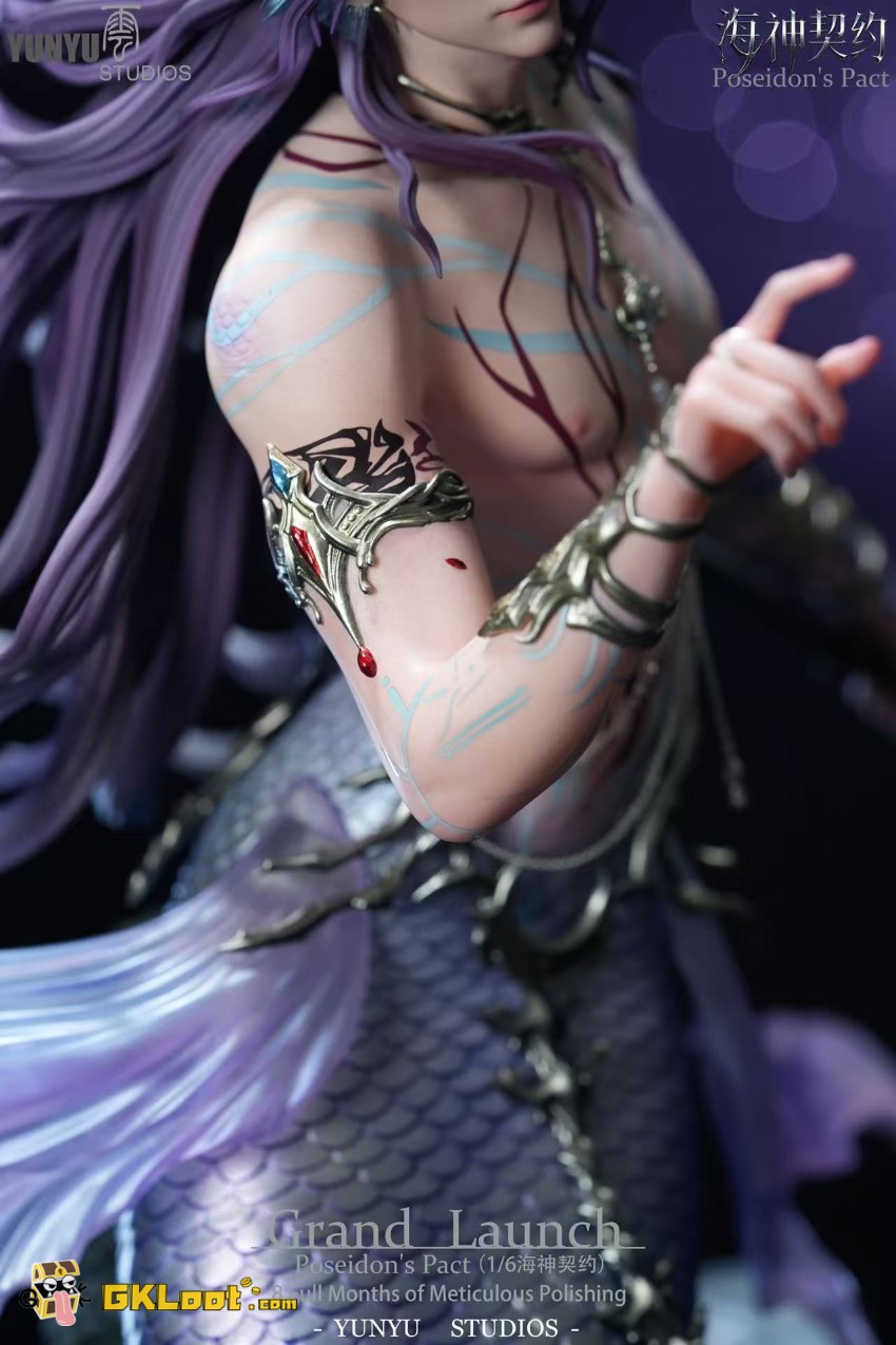 Yunyu Studio 1/6 Love and Deepspace Rafayel Statue - View 25 Yunyu Studio 1/6 Love and Deepspace Rafayel Statue - View 25