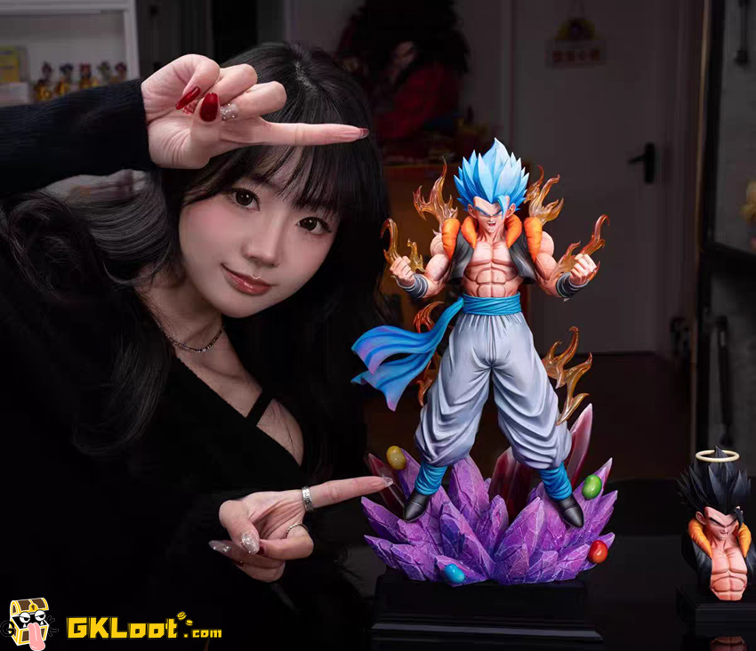 Fusion Force & WDF Studio 1/6 Dragon Ball Gogeta Statue - View 4 Fusion Force & WDF Studio 1/6 Dragon Ball Gogeta Statue - View 4