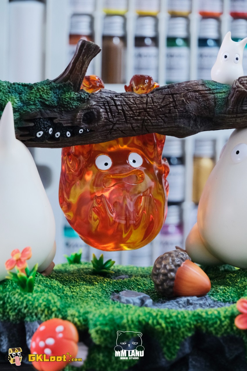 Mmland Studio Howl's Moving Castle & My Neighbor Totoro Calcifer & Totoro Statue w/ LED - View 7 Mmland Studio Howl's Moving Castle & My Neighbor Totoro Calcifer & Totoro Statue w/ LED - View 7