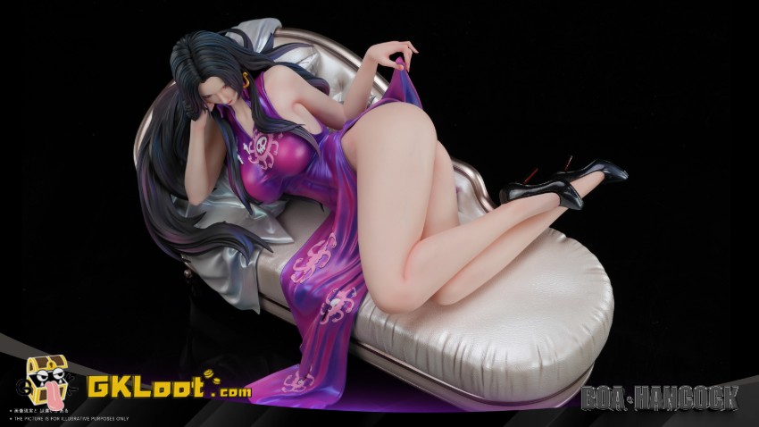 Raven Studio One Piece 1/4 One Piece Boa Hancock Statue - View 3 Raven Studio One Piece 1/4 One Piece Boa Hancock Statue - View 3