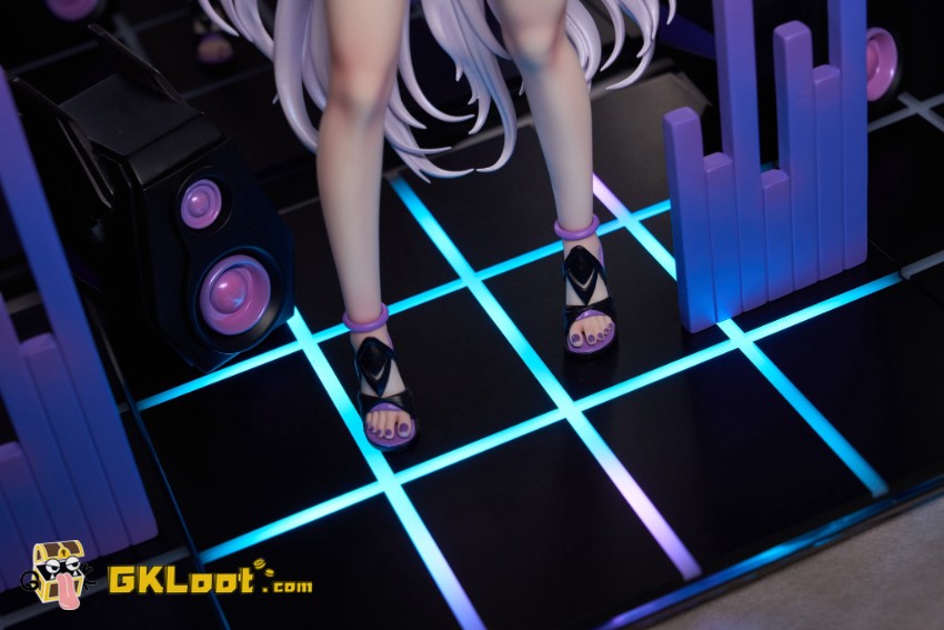 Blooming Lily Studio Azur Lane USS Kearsarge Statue - View 3 Blooming Lily Studio Azur Lane USS Kearsarge Statue - View 3