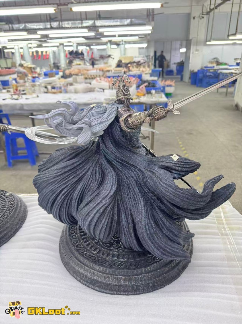 Sword & Wing Studio Elden Ring Banished Knight Statue w/ LED - View 3 Sword & Wing Studio Elden Ring Banished Knight Statue w/ LED - View 3