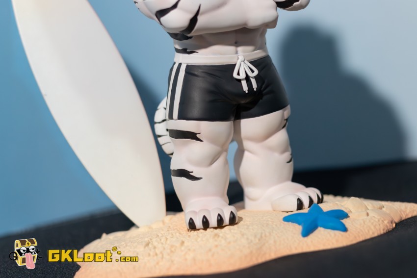 Zhai Shou Wu Studio Arknights Mountain Statue - View 4 Zhai Shou Wu Studio Arknights Mountain Statue - View 4