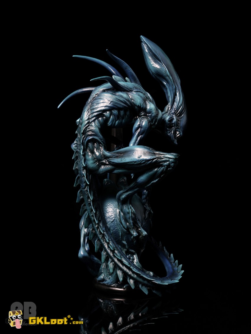 Pixel Blender Studio Alien Statue - View 3 Pixel Blender Studio Alien Statue - View 3