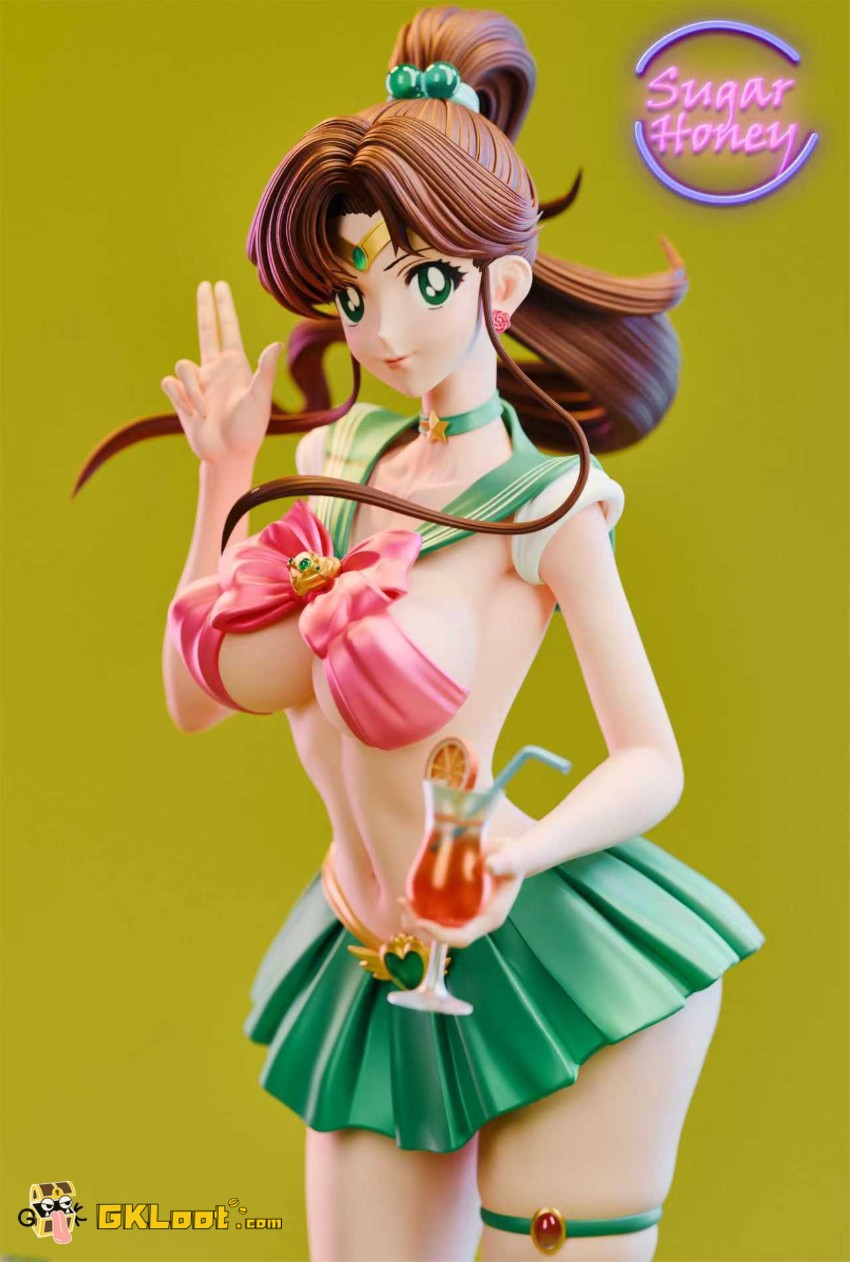 SH-KINO Makoto Kino Statue - View 3 SH-KINO Sugar Honey Studio Makoto Kino Statue (Sailor Moon) photo - close-up detail (View 3), 1/6, Pre-Order.