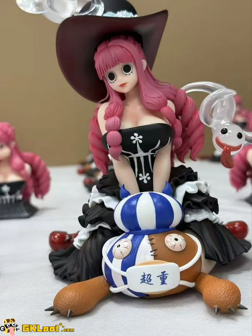 Sheep Studio Pop One Piece Perona Statue - View 1 Sheep Studio Pop One Piece Perona Statue - View 1