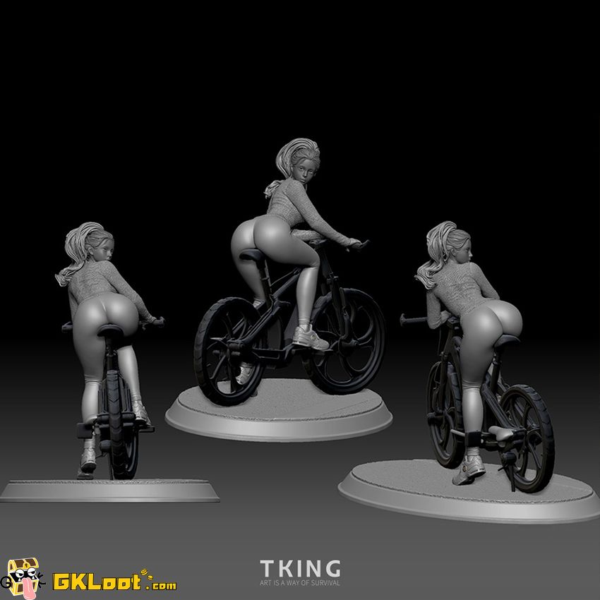 Tking Studio 1/8 Original Cycling Girl Statue - View 4 Tking Studio 1/8 Original Cycling Girl Statue - View 4