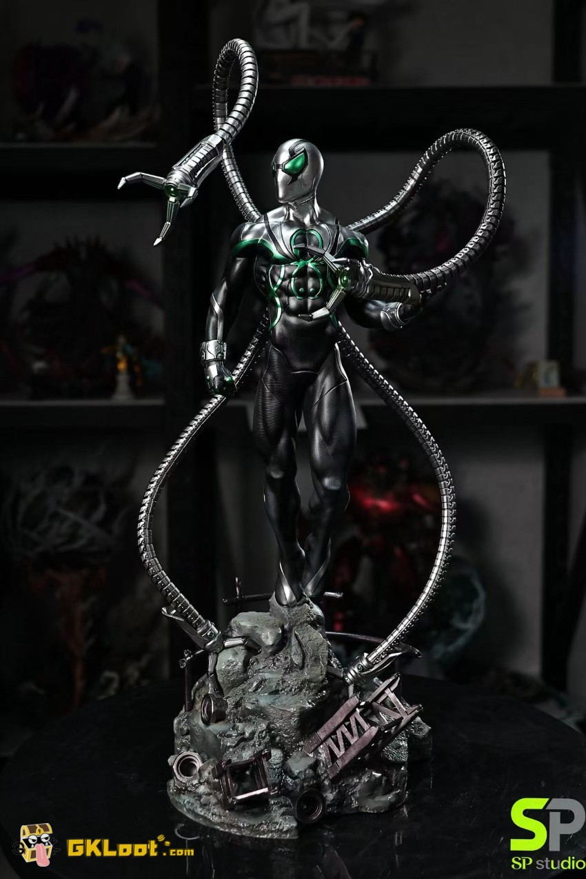 SP Studio 1/4 Marvel Comics Spider Man Statue w/ LED - View 2 SP Studio 1/4 Marvel Comics Spider Man Statue w/ LED - View 2