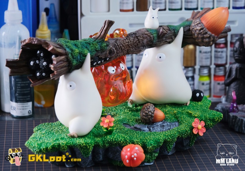 Mmland Studio Howl's Moving Castle & My Neighbor Totoro Calcifer & Totoro Statue w/ LED - View 2 Mmland Studio Howl's Moving Castle & My Neighbor Totoro Calcifer & Totoro Statue w/ LED - View 2