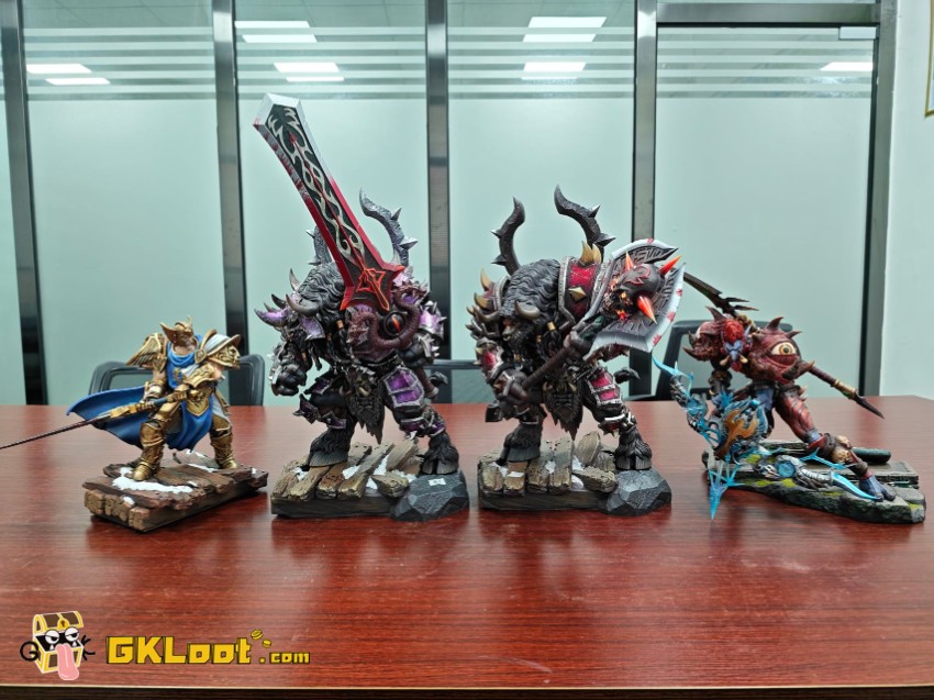 ChaoLu Studio 1/8 World of Warcraft Reginald Windsor & Baine Bloodhoof Statue - View 4 ChaoLu Studio 1/8 World of Warcraft Reginald Windsor & Baine Bloodhoof Statue - View 4