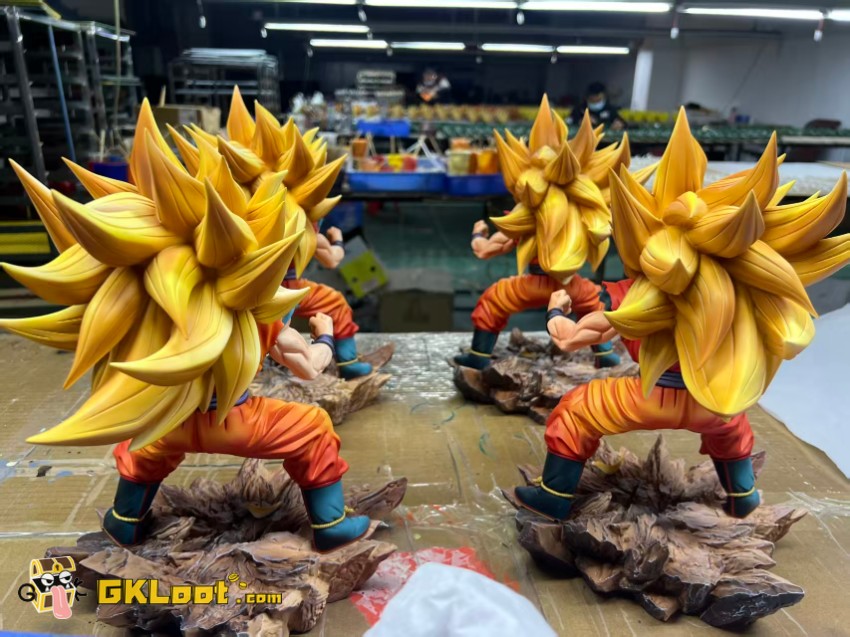 AW Studio 1/6 Dragon Ball Son Goku Statue - View 2 AW Studio 1/6 Dragon Ball Son Goku Statue - View 2