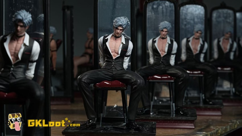 Yunyu Studio 1/4 Love and Deepspace Sylus Statue - View 5 Yunyu Studio 1/4 Love and Deepspace Sylus Statue - View 5