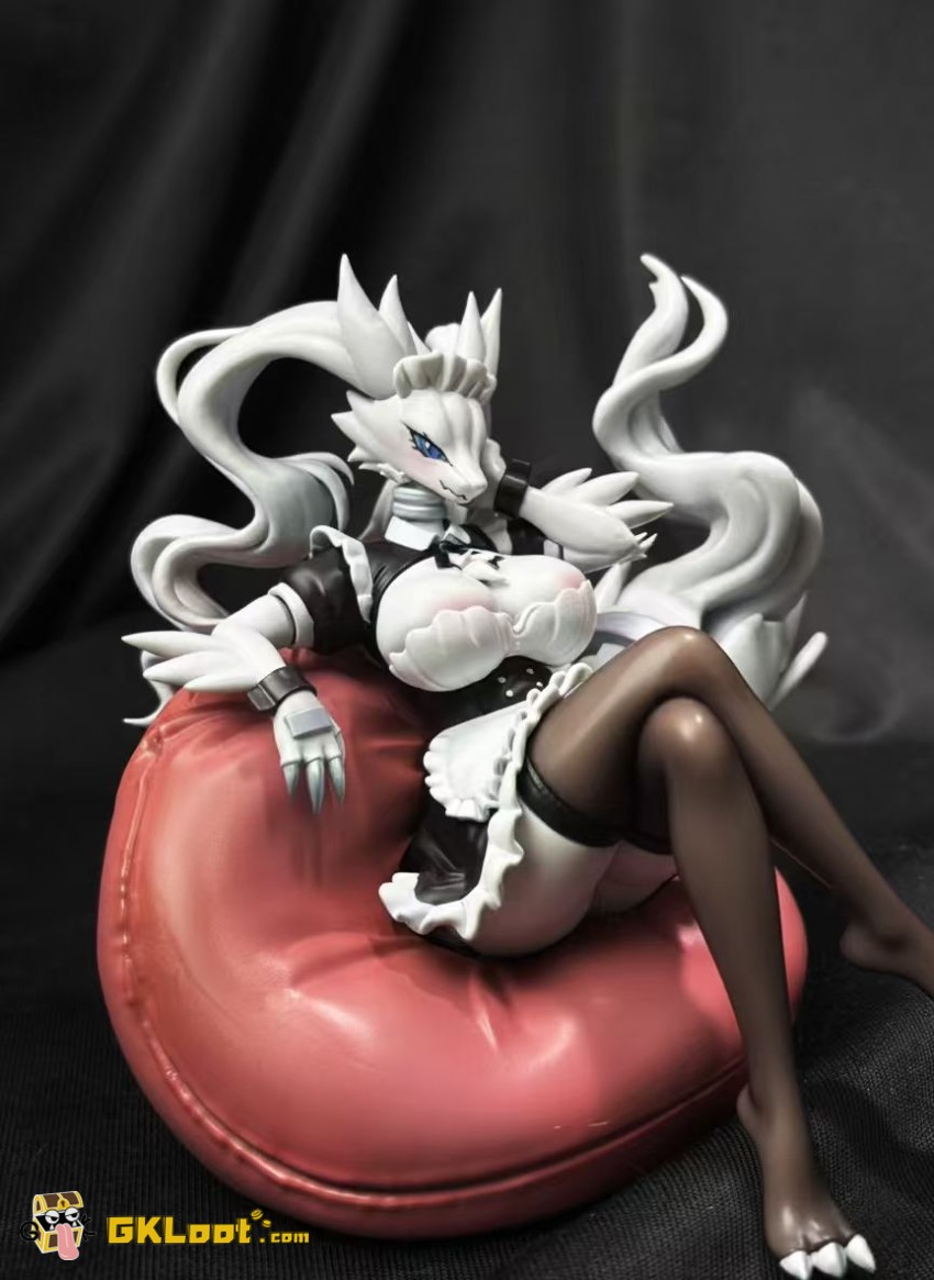 Mocking Studio 1/20 Pokémon Reshiram Statue - View 3 Mocking Studio 1/20 Pokémon Reshiram Statue - View 3