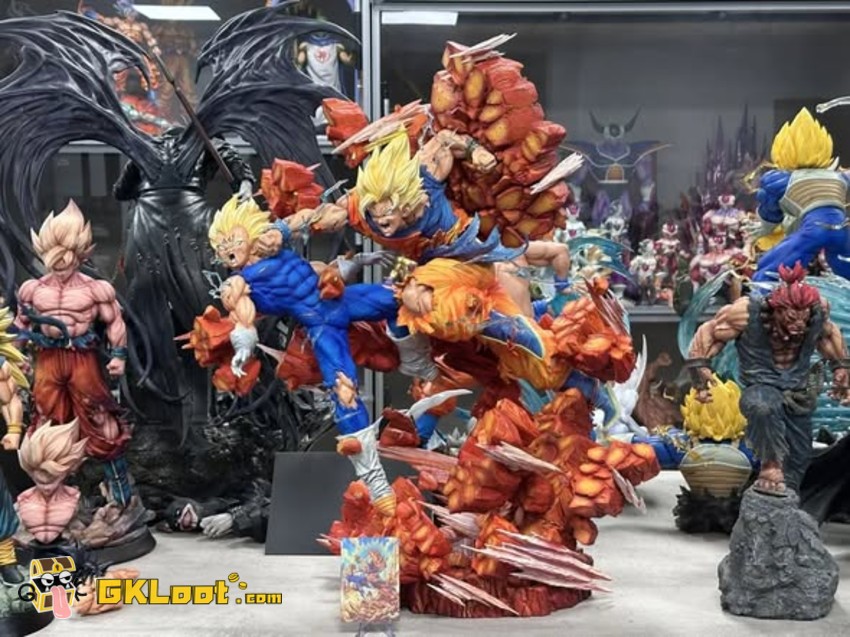 Grand Design Studio Dragon Ball Son Goku VS Vegeta Statue - View 3 Grand Design Studio Dragon Ball Son Goku VS Vegeta Statue - View 3