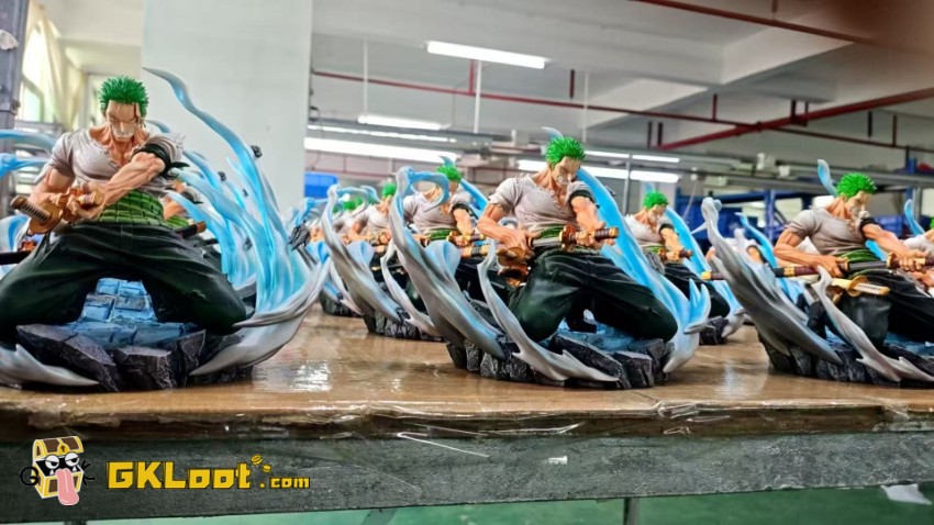 YE Studio One Piece Roronoa Zoro Statue - View 1 YE Studio One Piece Roronoa Zoro Statue - View 1