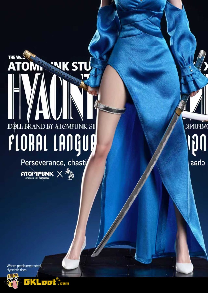 Atompunk Studio Original Hyacinth Statue - View 3 Atompunk Studio Original Hyacinth Statue - View 3