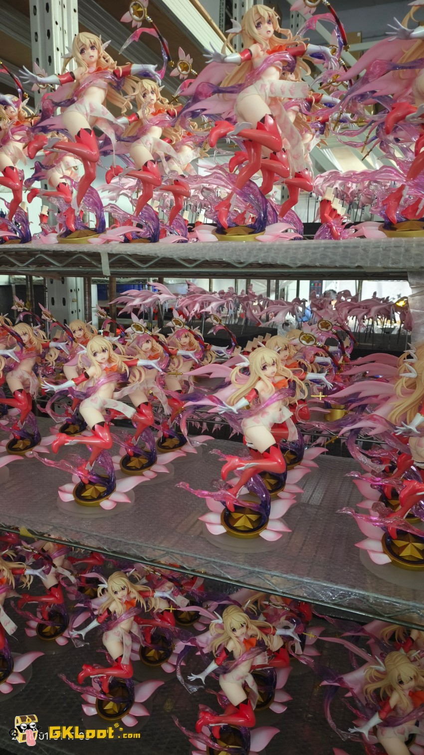 LongJingShi Studio 1/6 Fate/kaleid liner Prisma Illya Statue - View 1 LongJingShi Studio 1/6 Fate/kaleid liner Prisma Illya Statue - View 1