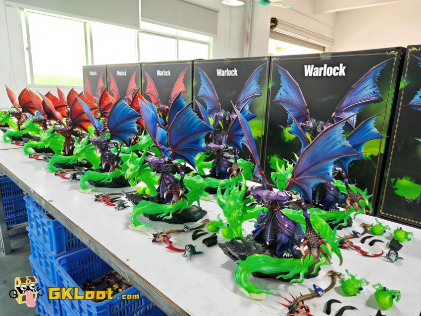 Black Rock Studio 1/8 World of Warcraft Forsaken Warlock T6 & S3 Statue - View 2 Black Rock Studio 1/8 World of Warcraft Forsaken Warlock T6 & S3 Statue - View 2