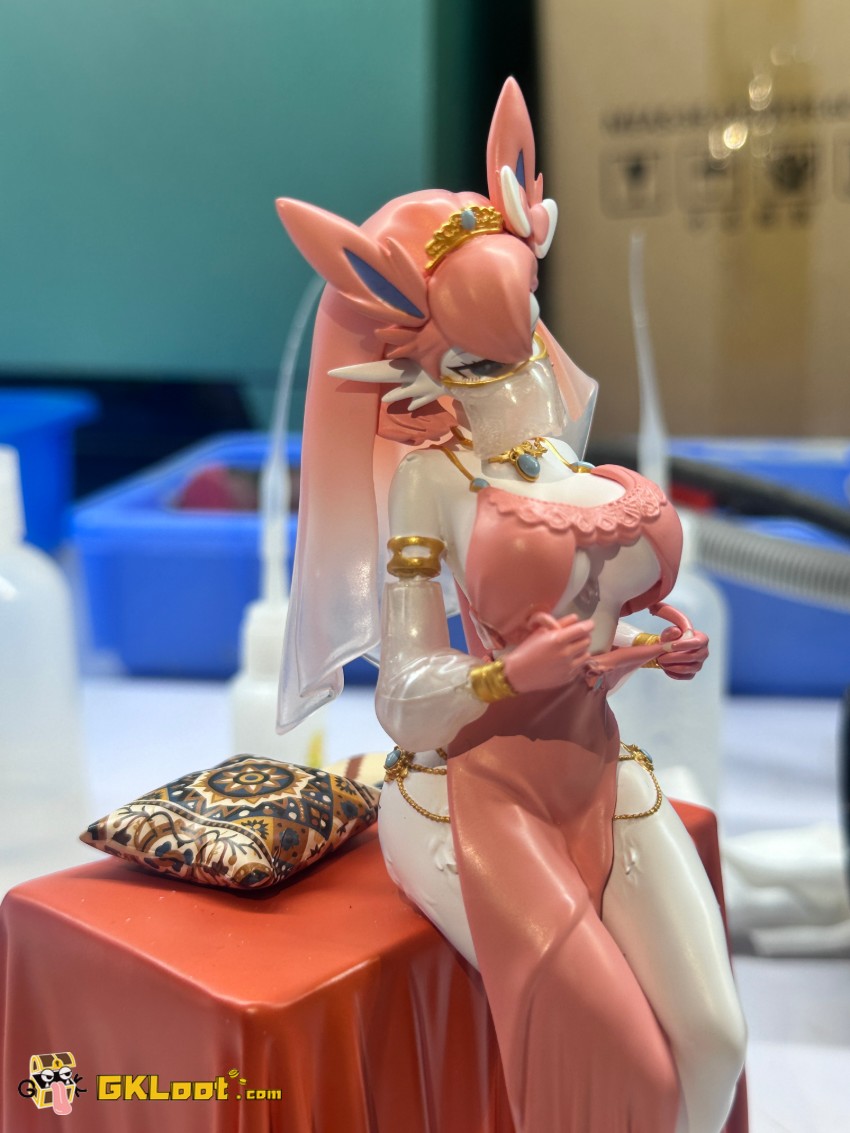 Mocking Studio Pokémon Sylveon Statue - View 2 Mocking Studio Pokémon Sylveon Statue - View 2