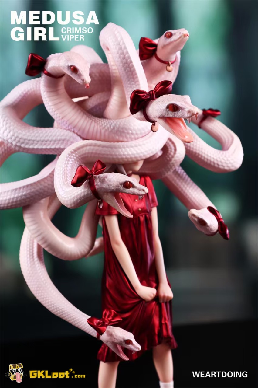 WeArtDoing Studio Original Medusa Girl Statue - View 3 WeArtDoing Studio Original Medusa Girl Statue - View 3