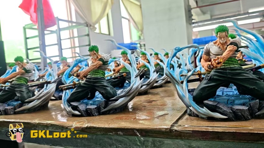 YE Studio One Piece Roronoa Zoro Statue - View 2 YE Studio One Piece Roronoa Zoro Statue - View 2
